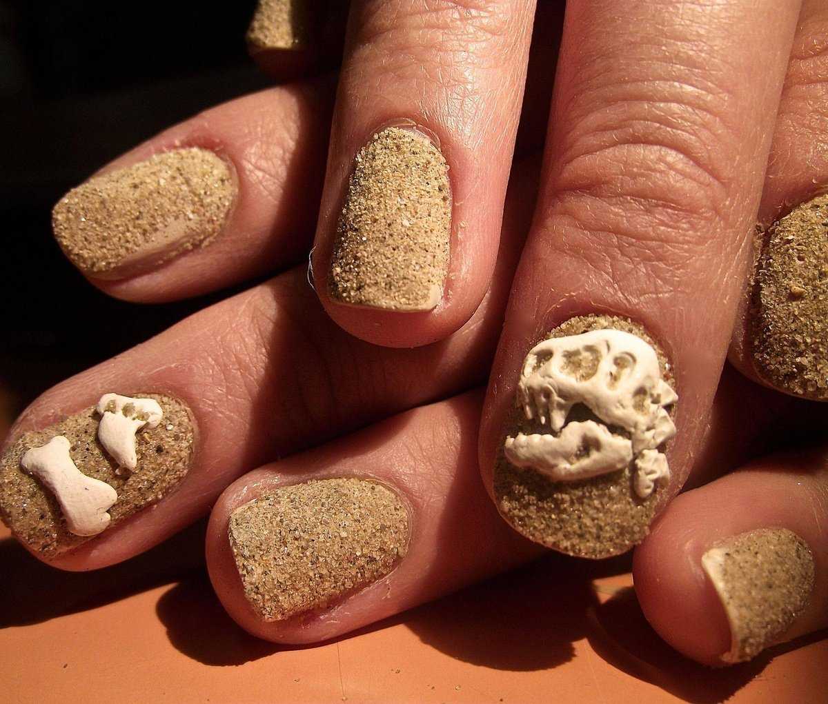 Песочные ногти