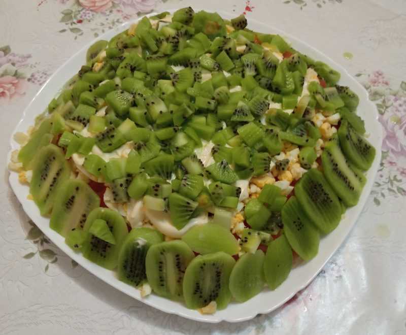 Салат с киви - 10 вкусных и простых рецептов с пошаговыми фото